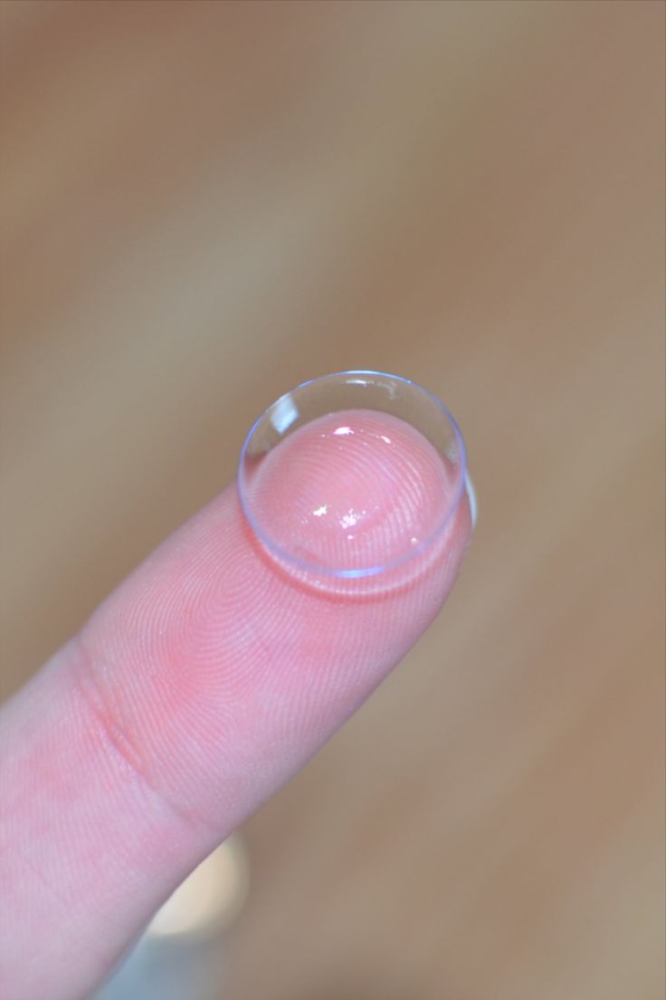 TRANSPARENT LENS